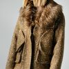 Accessories ShopSmythe | Magnetic Faux Fur Collar